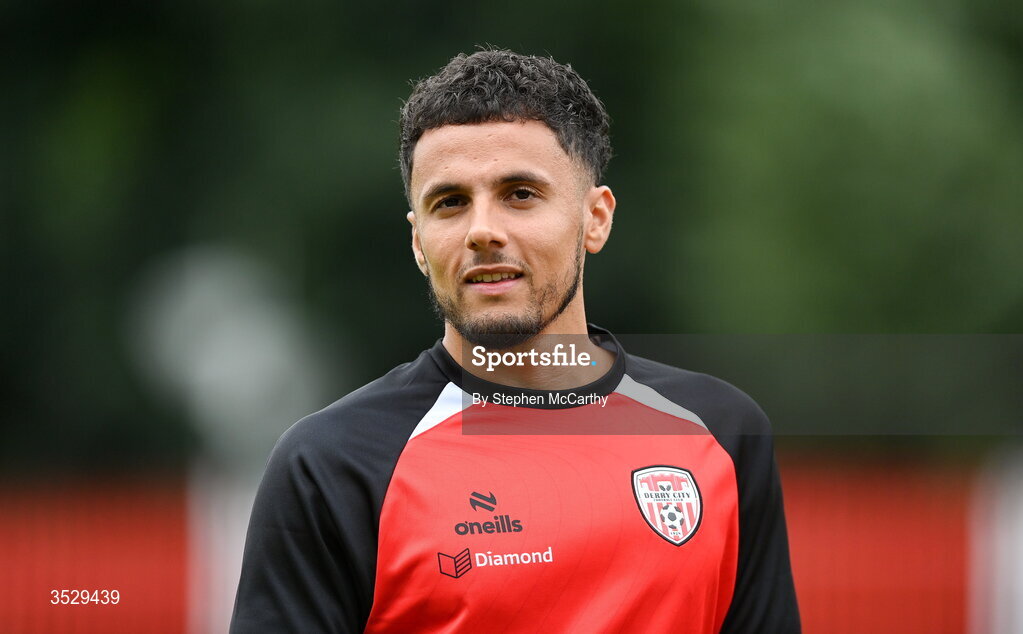 2 August 2026; Tyler Smith of Derry City before the SSE Airtricity Men's Premier Division match between St Patrick's Athletic and Derry City at Richmond Park in Dublin. Photo by Stephen McCarthy/Sportsfile