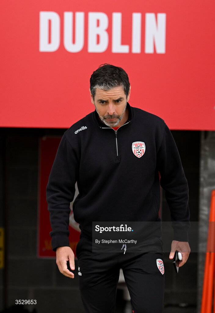 2 August 2026; Derry City manager Tiernan Lynch before the SSE Airtricity Men's Premier Division match between St Patrick's Athletic and Derry City at Richmond Park in Dublin. Photo by Stephen McCarthy/Sportsfile