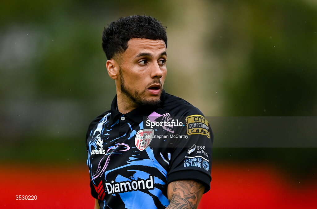 2 August 2026; Tyler Smith of Derry City during the SSE Airtricity Men's Premier Division match between St Patrick's Athletic and Derry City at Richmond Park in Dublin. Photo by Stephen McCarthy/Sportsfile
