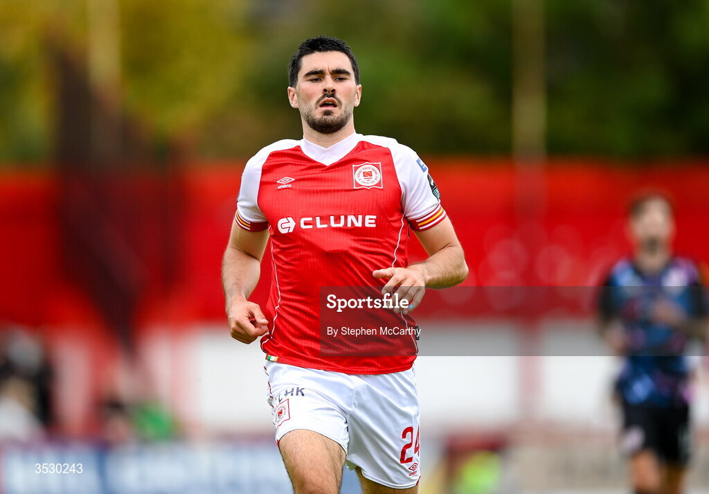 2 August 2026; Luke Turner of St Patrick's Athletic during the SSE Airtricity Men's Premier Division match between St Patrick's Athletic and Derry City at Richmond Park in Dublin. Photo by Stephen McCarthy/Sportsfile