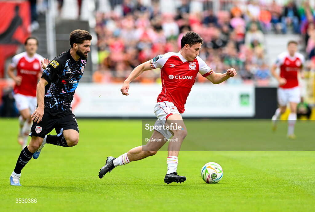 2 August 2026; Kian Leavy of St Patrick's Athletic during the SSE Airtricity Men's Premier Division match between St Patrick's Athletic and Derry City at Richmond Park in Dublin. Photo by Adam Russell/Sportsfile