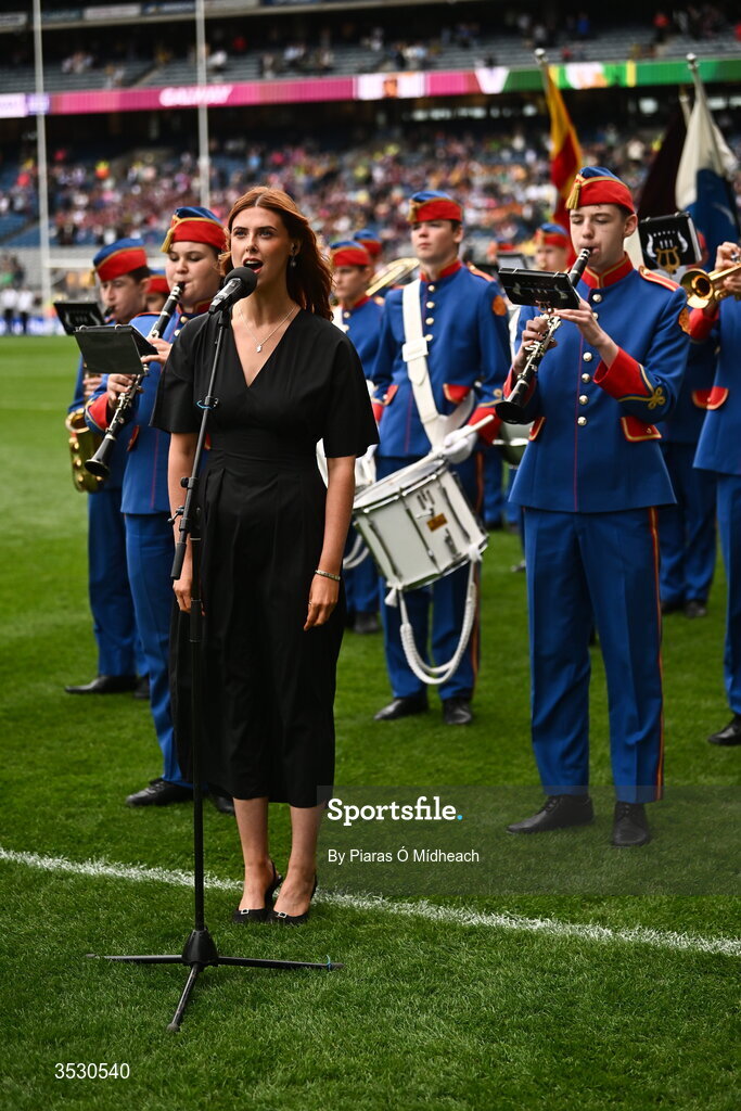 2 August 2026; Méabh McNeill of Lámh Dhearg, Aontroim, sings Amhrán na bhFiann before the LGFA TG4 All-Ireland Senior Championship final match between Galway and Kerry at Croke Park in Dublin. Photo by Piaras Ó Mídheach/Sportsfile