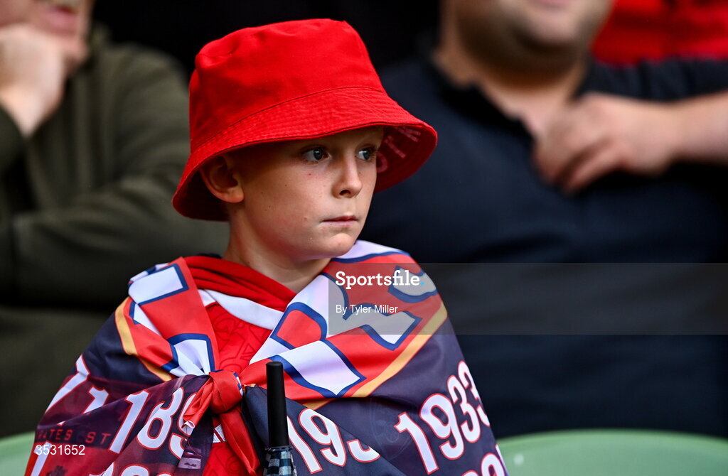5 August 2026; An Arsenal supporter before the pre-season friendly match between Arsenal and Real Betis at the Aviva Stadium in Dublin. Photo by Tyler Miller/Sportsfile