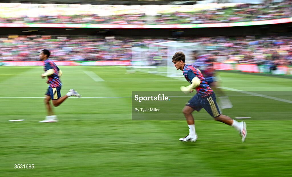 5 August 2026; Max Dowman of Arsenal warms up before the pre-season friendly match between Arsenal and Real Betis at the Aviva Stadium in Dublin. Photo by Tyler Miller/Sportsfile