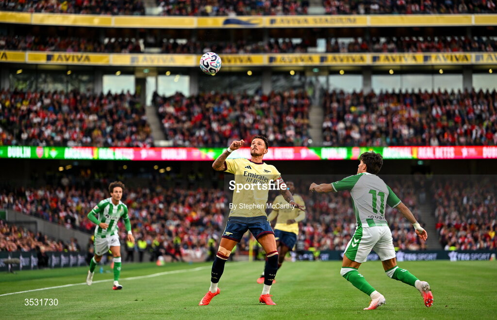 5 August 2026; Ben White of Arsenal in action against Fran García of Real Betis during the pre-season friendly match between Arsenal and Real Betis at the Aviva Stadium in Dublin. Photo by Stephen McCarthy/Sportsfile
