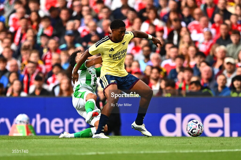5 August 2026; Myles Lewis-Skelly of Arsenal in action against Pablo Fornals of Real Betis during the pre-season friendly match between Arsenal and Real Betis at the Aviva Stadium in Dublin. Photo by Tyler Miller/Sportsfile