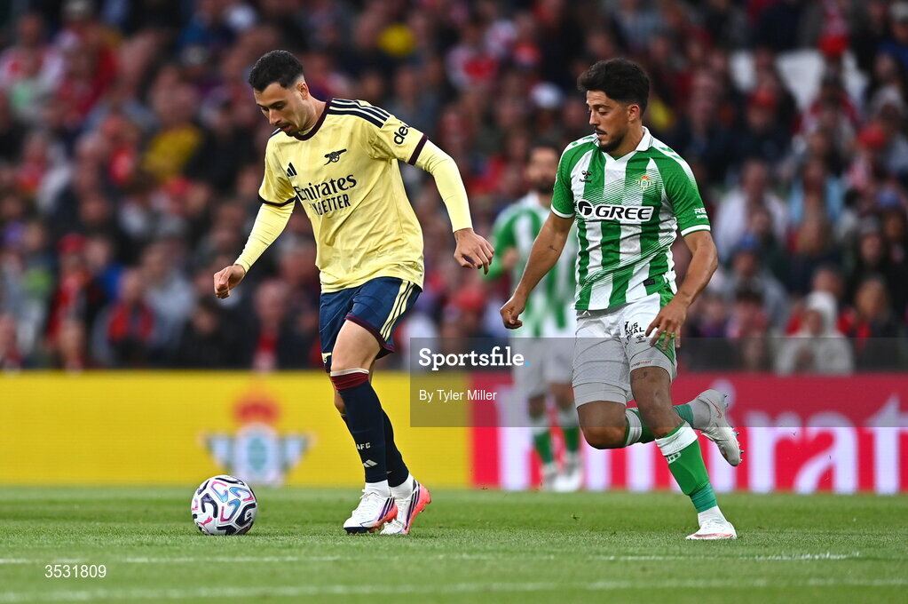 5 August 2026; Gabriel Martinelli of Arsenal in action against Pablo Fornals of Real Betis during the pre-season friendly match between Arsenal and Real Betis at the Aviva Stadium in Dublin. Photo by Tyler Miller/Sportsfile