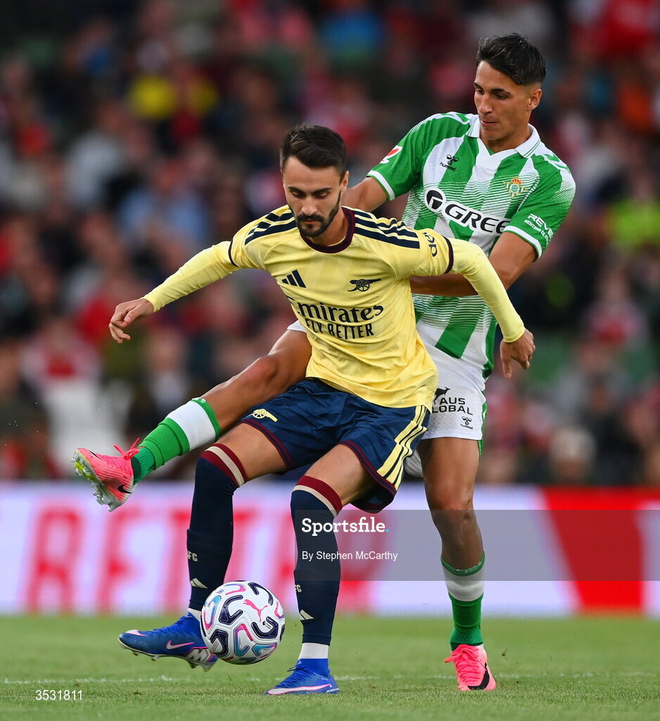 5 August 2026; Fábio Vieira of Arsenal in action against Facundo Bernal of Real Betis during the pre-season friendly match between Arsenal and Real Betis at the Aviva Stadium in Dublin. Photo by Stephen McCarthy/Sportsfile