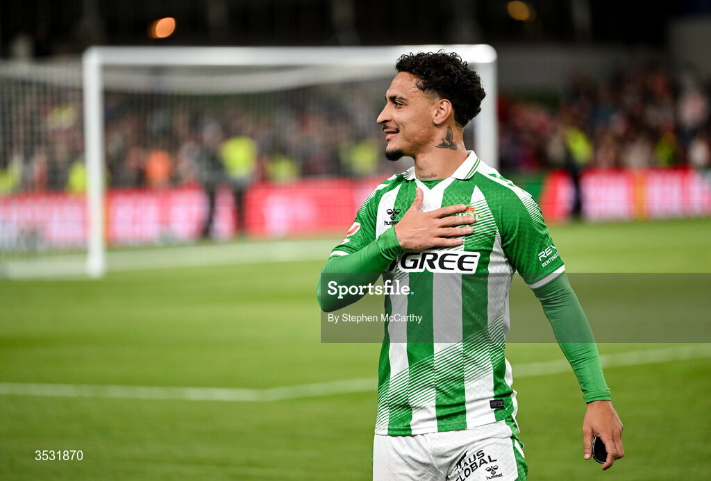 5 August 2026; Antony of Real Betis acknowledges supporters after the pre-season friendly match between Arsenal and Real Betis at the Aviva Stadium in Dublin. Photo by Stephen McCarthy/Sportsfile