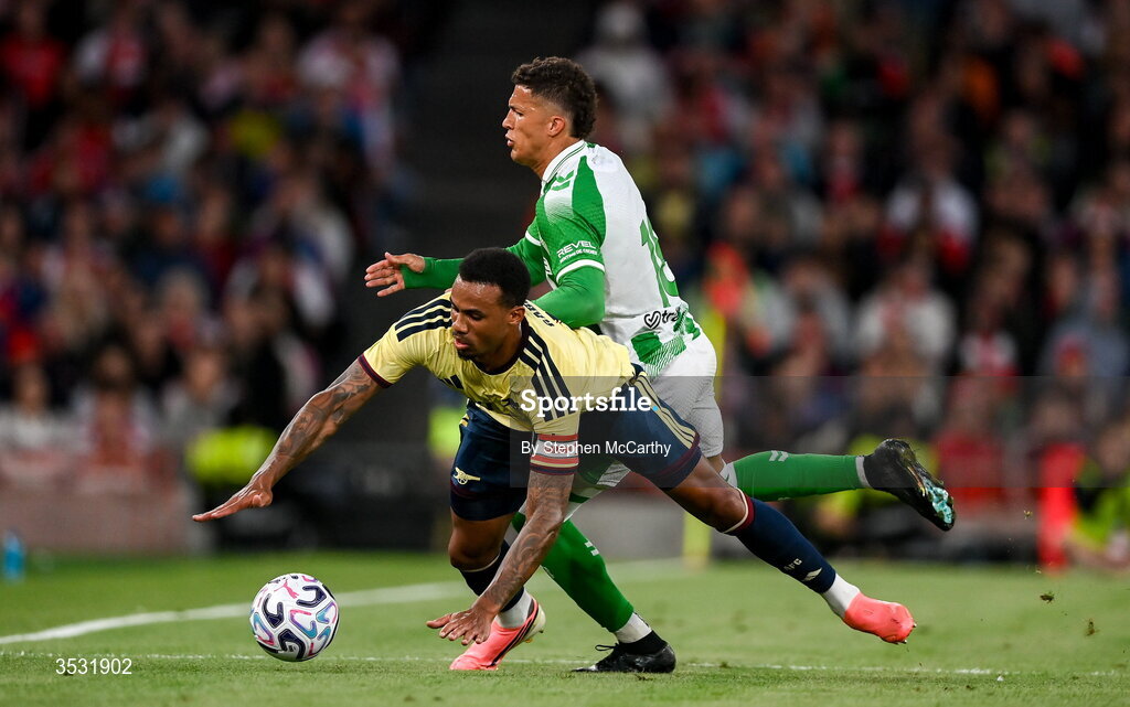 5 August 2026; Gabriel Magalhães of Arsenal in action against Nelson Deossa of Real Betis during the pre-season friendly match between Arsenal and Real Betis at the Aviva Stadium in Dublin. Photo by Stephen McCarthy/Sportsfile