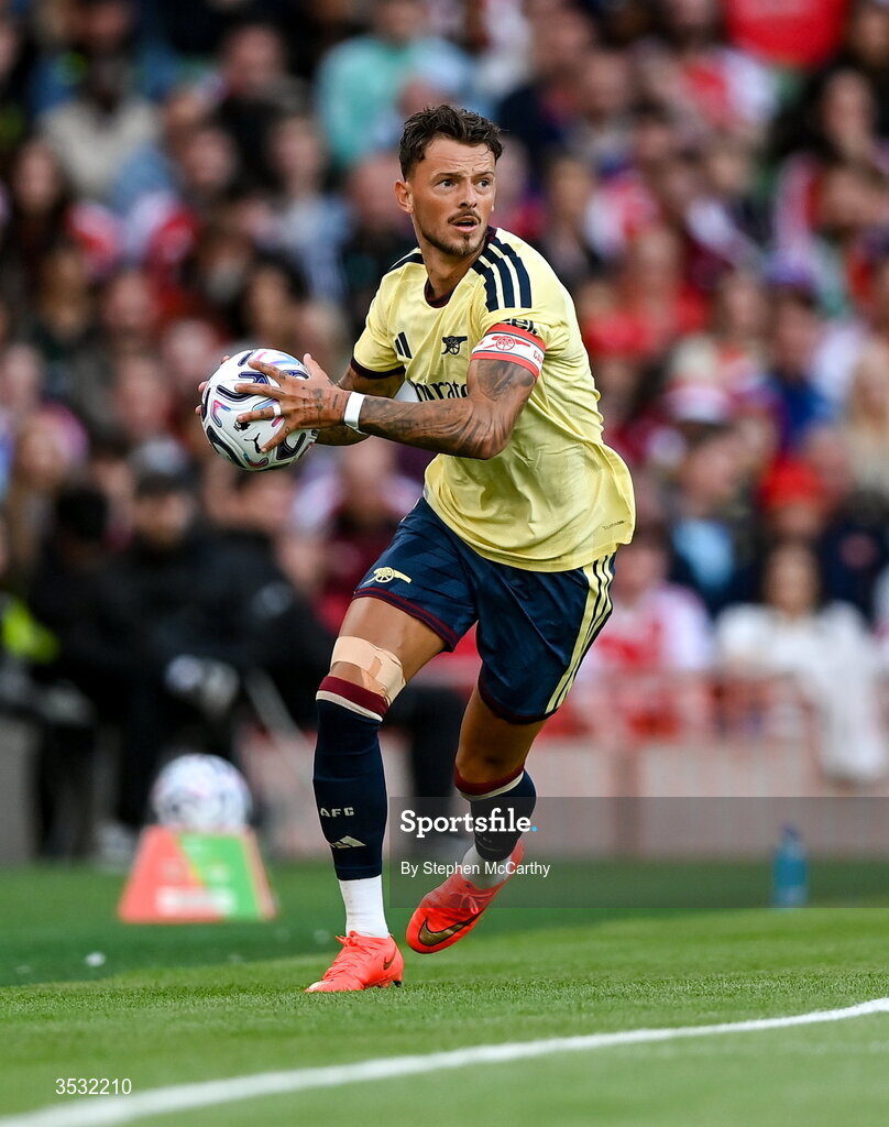 5 August 2026; Ben White of Arsenal takes a throw-in during the pre-season friendly match between Arsenal and Real Betis at the Aviva Stadium in Dublin. Photo by Stephen McCarthy/Sportsfile