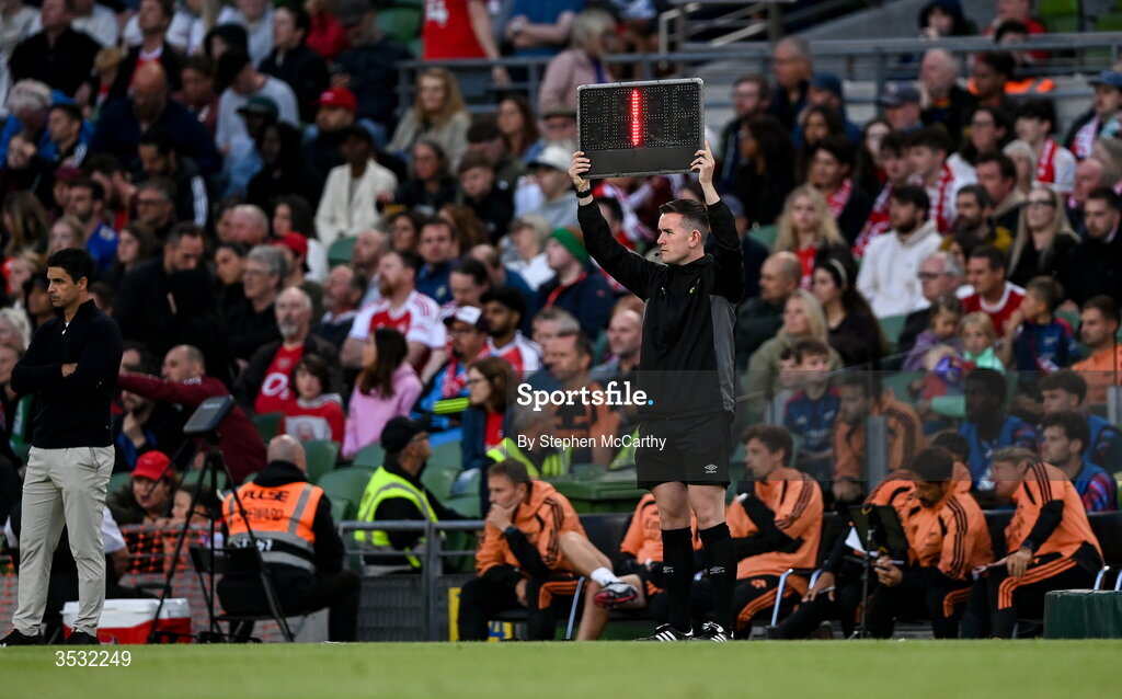 5 August 2026; Fourth official Aaron O'Dowd during the pre-season friendly match between Arsenal and Real Betis at the Aviva Stadium in Dublin. Photo by Stephen McCarthy/Sportsfile