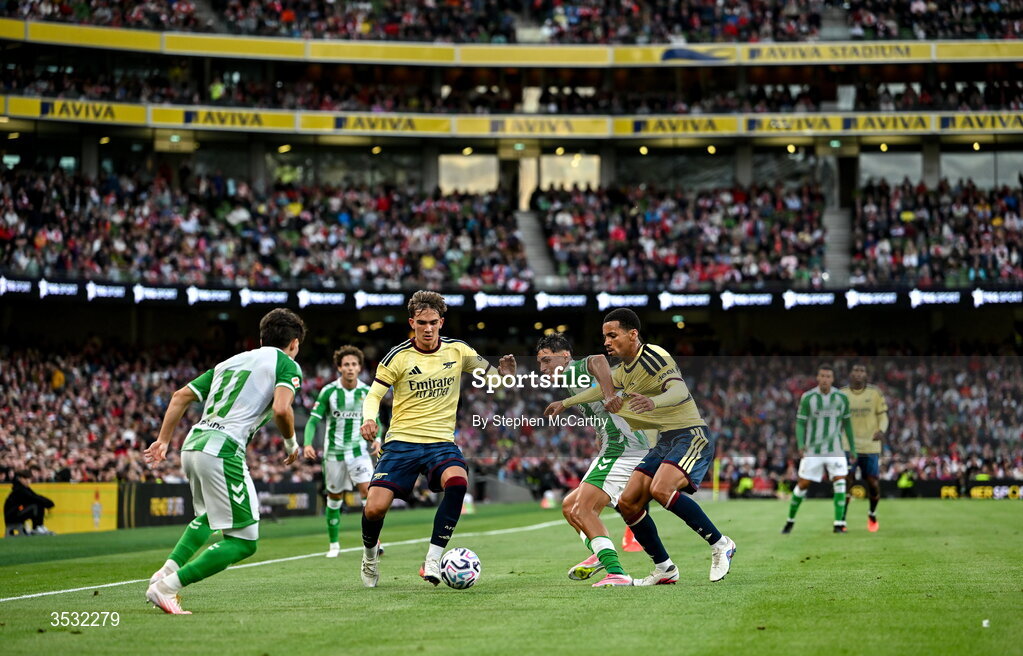 5 August 2026; Max Dowman and Ethan Nwaneri, right, of Arsenal in action against Facundo Bernal and Fran García, left, of Real Betis during the pre-season friendly match between Arsenal and Real Betis at the Aviva Stadium in Dublin. Photo by Stephen McCarthy/Sportsfile