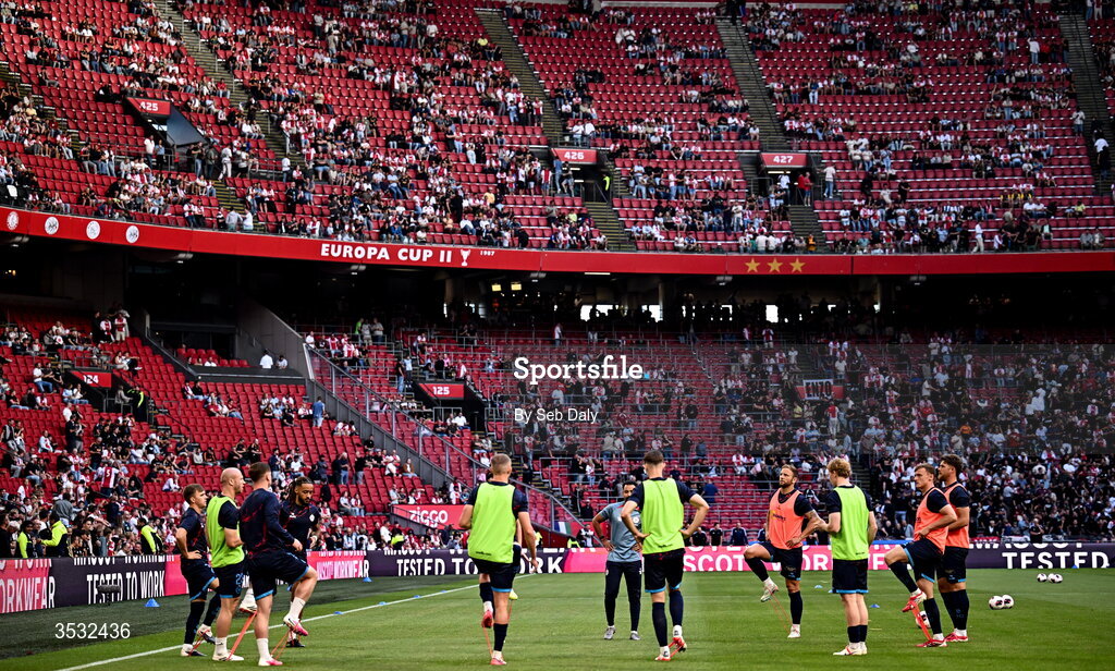 6 August 2026; Shelbourne players warm up before during the UEFA Conference League Third Qualifying Round first leg match between Ajax and Shelbourne at Johan Cruyff Arena in Amsterdam, Netherlands. Photo by Seb Daly/Sportsfile