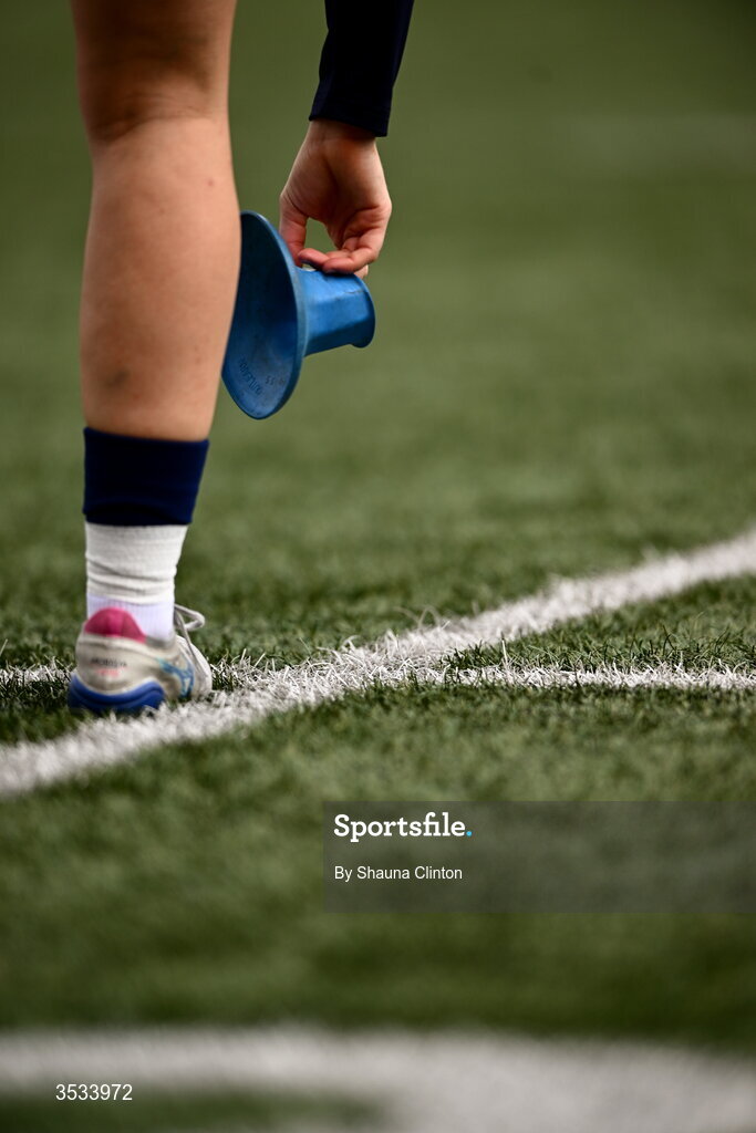 8 August 2026; A detailed view of Ellie O'Sullivan-Sexton of Leinster as she warms-up ahead of the Vodafone Womens Interprovincial Championship Round 1 match between Munster and Leinster at Virgin Media Park in Cork. Photo by Shauna Clinton/Sportsfile