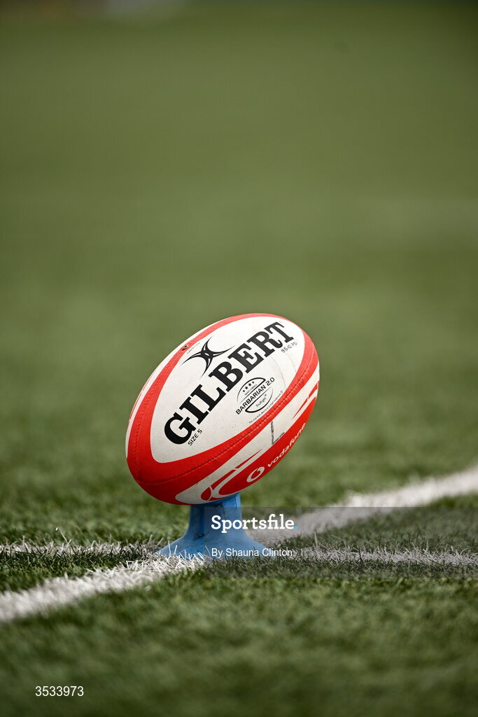 8 August 2026; A detailed view of Ellie O'Sullivan-Sexton of Leinster as she warms-up ahead of the Vodafone Womens Interprovincial Championship Round 1 match between Munster and Leinster at Virgin Media Park in Cork. Photo by Shauna Clinton/Sportsfile