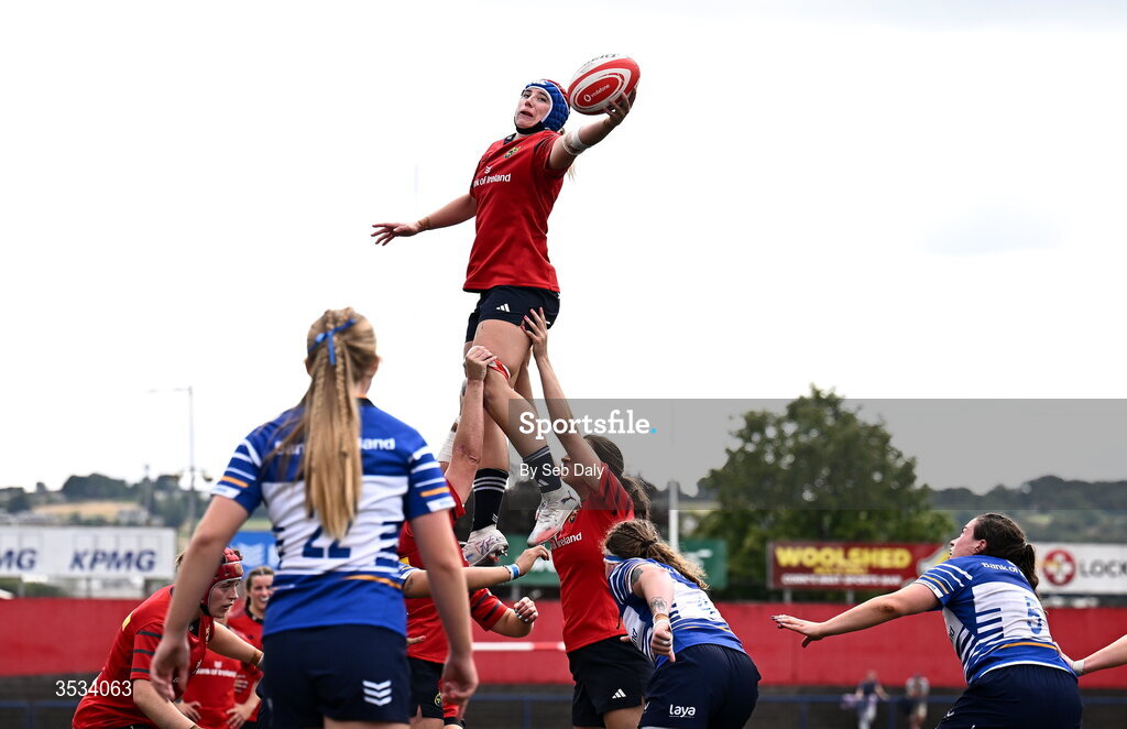 8 August 2026; Clodagh O’Halloran of Munster takes possession in a lineout during the Vodafone Womens Interprovincial Championship Round 1 match between Munster and Leinster at Virgin Media Park in Cork. Photo by Seb Daly/Sportsfile