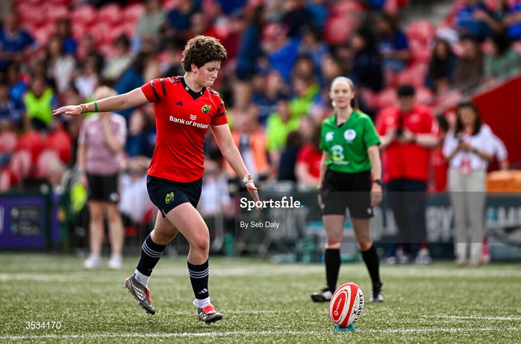 8 August 2026; Caitríona Finn of Munster kicks a conversion during the Vodafone Womens Interprovincial Championship Round 1 match between Munster and Leinster at Virgin Media Park in Cork. Photo by Seb Daly/Sportsfile