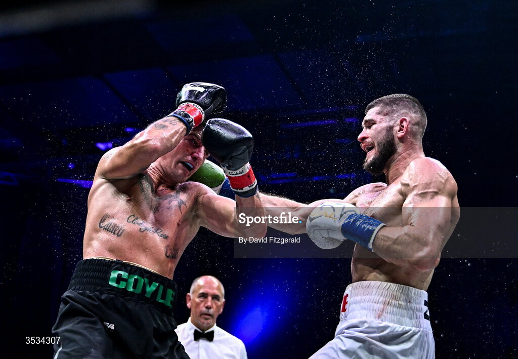 8 August 2026; Mark Beuke, right, and Connor Coyle during their middleweight bout during the Zuffa Boxing 10 event at the 3Arena in Dublin. Photo by David Fitzgerald/Sportsfile