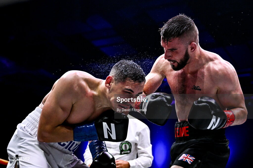8 August 2026; Louis Greene, right, and Daniel Buciuc during their middleweight bout during the Zuffa Boxing 10 event at the 3Arena in Dublin. Photo by David Fitzgerald/Sportsfile