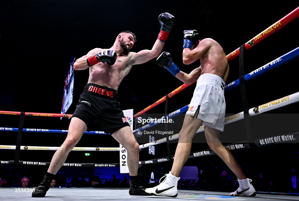 8 August 2026; Louis Greene, left, and Daniel Buciuc during their middleweight bout during the Zuffa Boxing 10 event at the 3Arena in Dublin. Photo by David Fitzgerald/Sportsfile