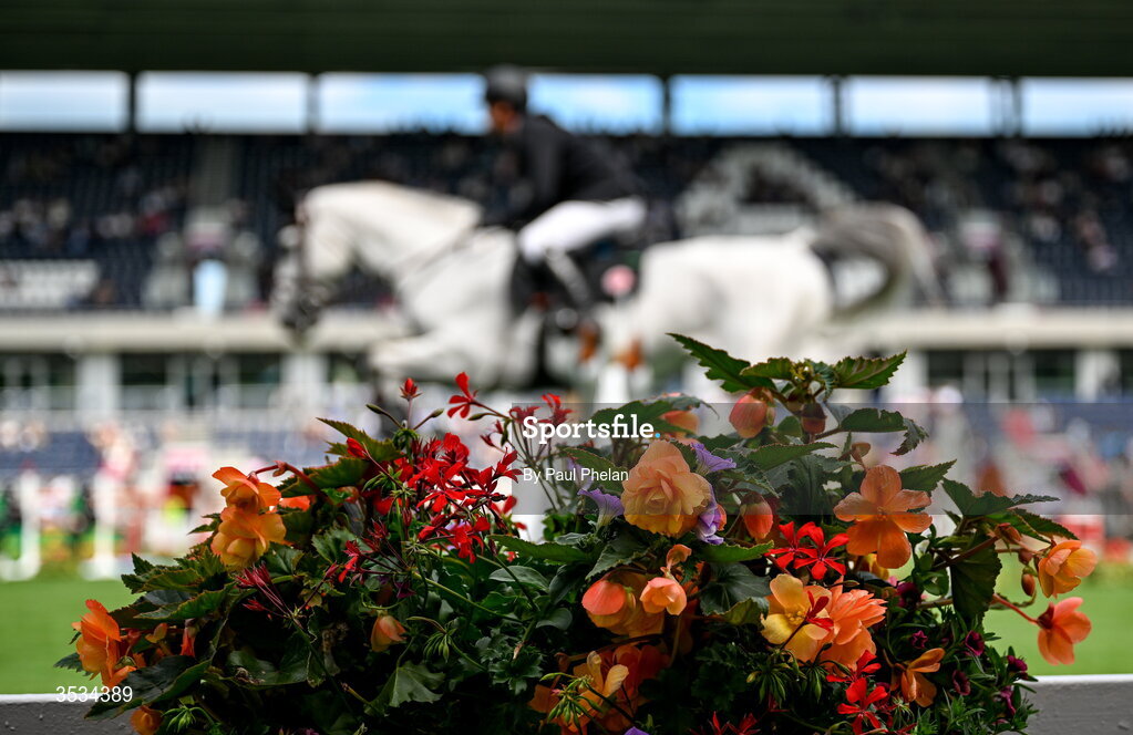 8 August 2026; General action in the Dublin Stakes during day four of the Gallagher Dublin Horse Show at the RDS in Dublin. Photo by Paul Phelan/Sportsfile