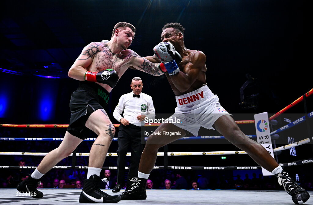 8 August 2026; Callum Walsh, left, and Tyler Denny during their middleweight bout during the Zuffa Boxing 10 event at the 3Arena in Dublin. Photo by David Fitzgerald/Sportsfile
