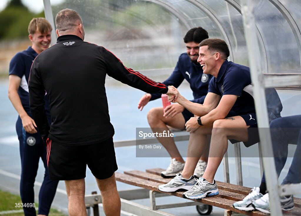 9 August 2026; Bohemians manager Alan Reynolds and Evan McLaughlin of Waterford before the SSE Airtricity Men's Premier Division match between Waterford and Bohemians at the RSC in Waterford. Photo by Seb Daly/Sportsfile