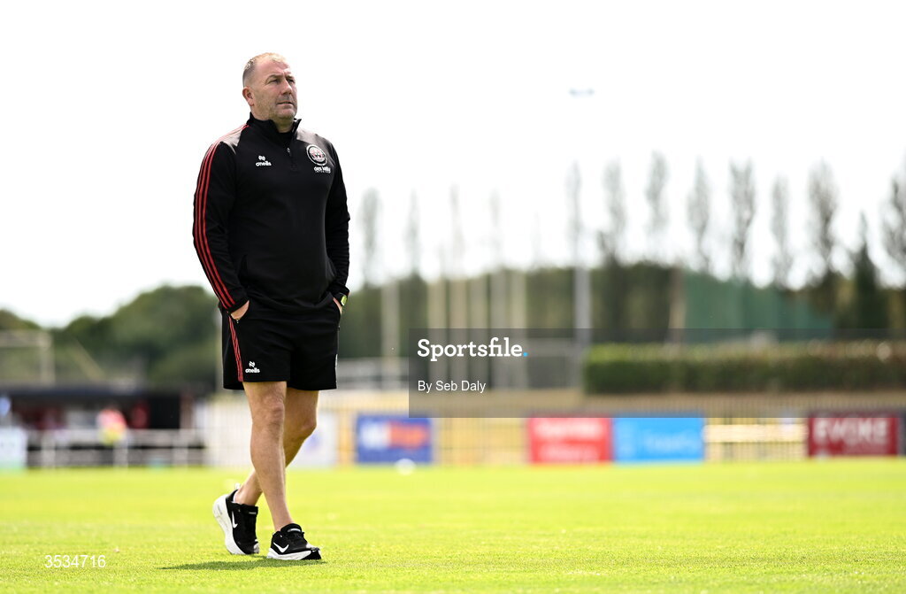 9 August 2026; Bohemians manager Alan Reynolds before the SSE Airtricity Men's Premier Division match between Waterford and Bohemians at the RSC in Waterford. Photo by Seb Daly/Sportsfile