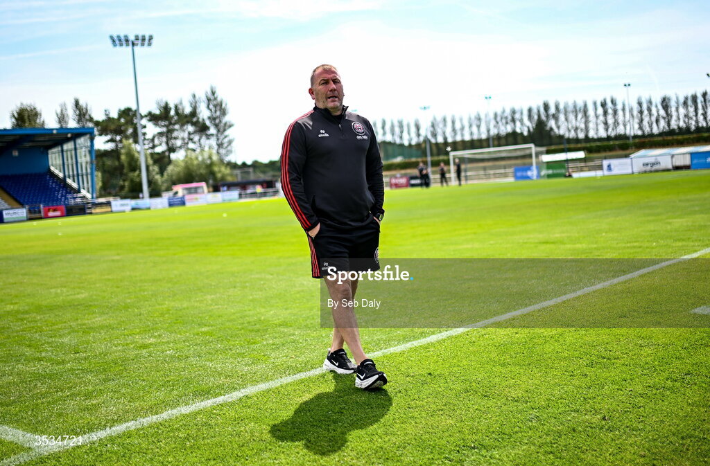 9 August 2026; Bohemians manager Alan Reynolds before the SSE Airtricity Men's Premier Division match between Waterford and Bohemians at the RSC in Waterford. Photo by Seb Daly/Sportsfile