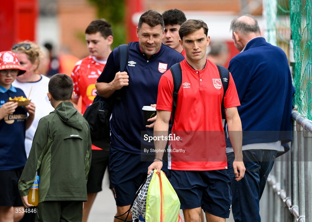 9 August 2026; Anto Breslin of St Patrick's Athletic arrives for the SSE Airtricity Men’s Premier Division match between Shelbourne and St Patrick's Athletic at Tolka Park in Dublin. Photo by Stephen McCarthy/Sportsfile