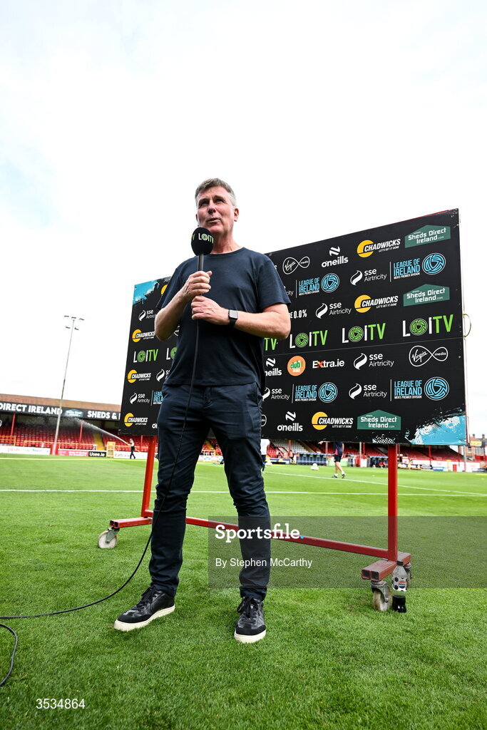 9 August 2026; St Patrick's Athletic manager Stephen Kenny speaks to LOI TV before the SSE Airtricity Men’s Premier Division match between Shelbourne and St Patrick's Athletic at Tolka Park in Dublin. Photo by Stephen McCarthy/Sportsfile