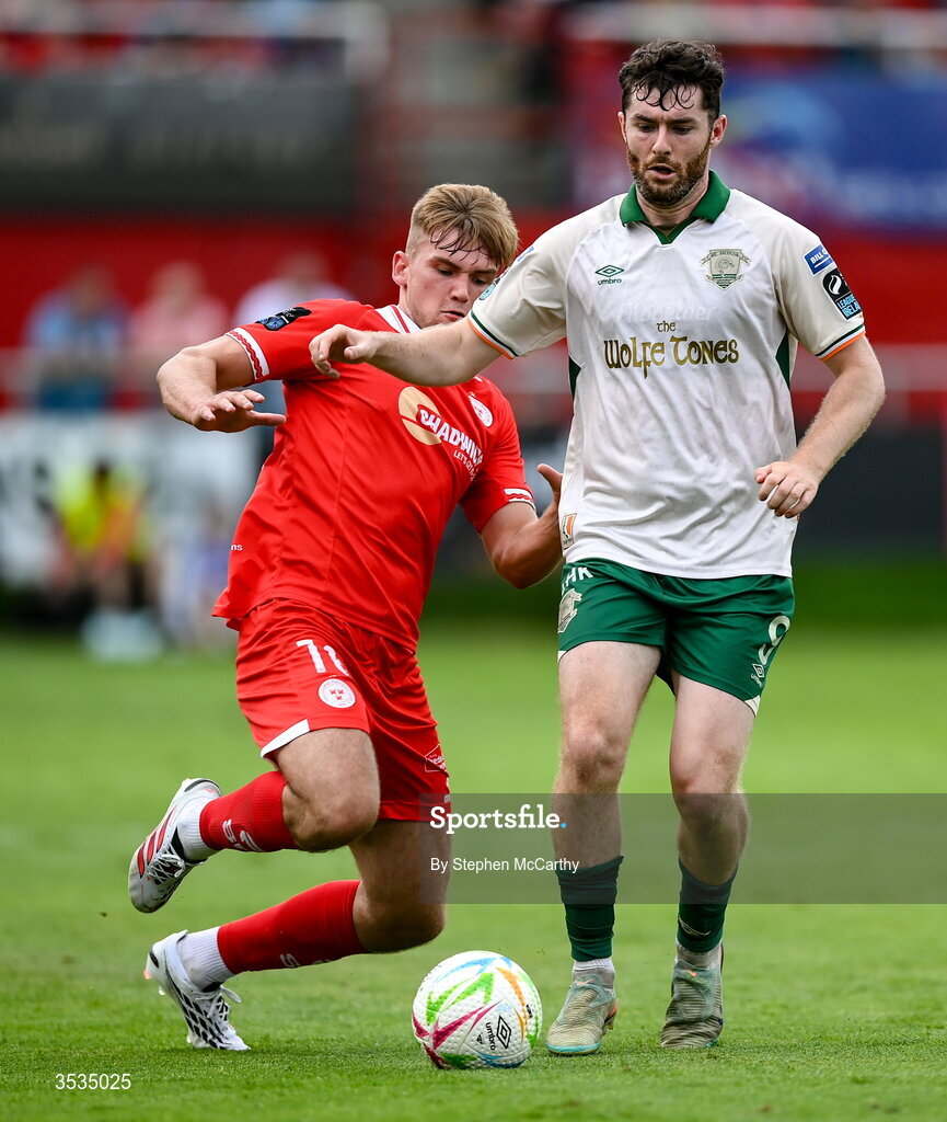 9 August 2026; Aidan Keena of St Patrick's Athletic is tackled by Odhrán Casey of Shelbourne during the SSE Airtricity Men’s Premier Division match between Shelbourne and St Patrick's Athletic at Tolka Park in Dublin. Photo by Stephen McCarthy/Sportsfile