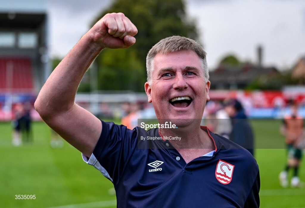 9 August 2026; St Patrick's Athletic manager Stephen Kenny celebrates after the SSE Airtricity Men’s Premier Division match between Shelbourne and St Patrick's Athletic at Tolka Park in Dublin. Photo by Stephen McCarthy/Sportsfile