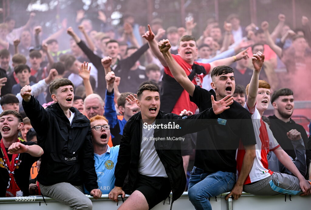 9 August 2026; St Patrick's Athletic supporters celebrate after the SSE Airtricity Men’s Premier Division match between Shelbourne and St Patrick's Athletic at Tolka Park in Dublin. Photo by Stephen McCarthy/Sportsfile