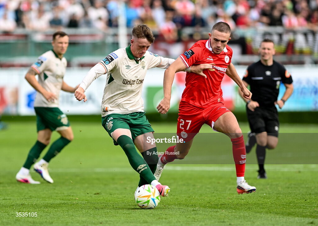 9 August 2026; Chris Forrester of St Patrick's Athletic in action against Evan Caffrey of Shelbourne during the SSE Airtricity Men’s Premier Division match between Shelbourne and St Patrick's Athletic at Tolka Park in Dublin. Photo by Adam Russell/Sportsfile