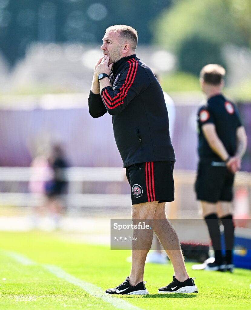 9 August 2026; Bohemians manager Alan Reynolds during the SSE Airtricity Men's Premier Division match between Waterford and Bohemians at the RSC in Waterford. Photo by Seb Daly/Sportsfile