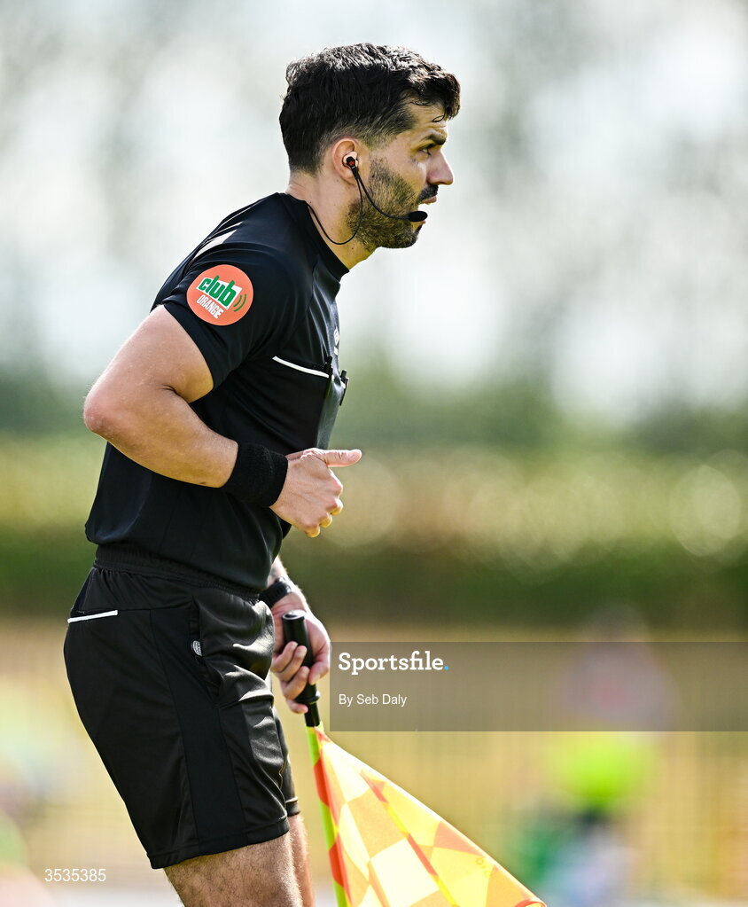 9 August 2026; Assistant referee Endrit Malaveci during the SSE Airtricity Men's Premier Division match between Waterford and Bohemians at the RSC in Waterford. Photo by Seb Daly/Sportsfile