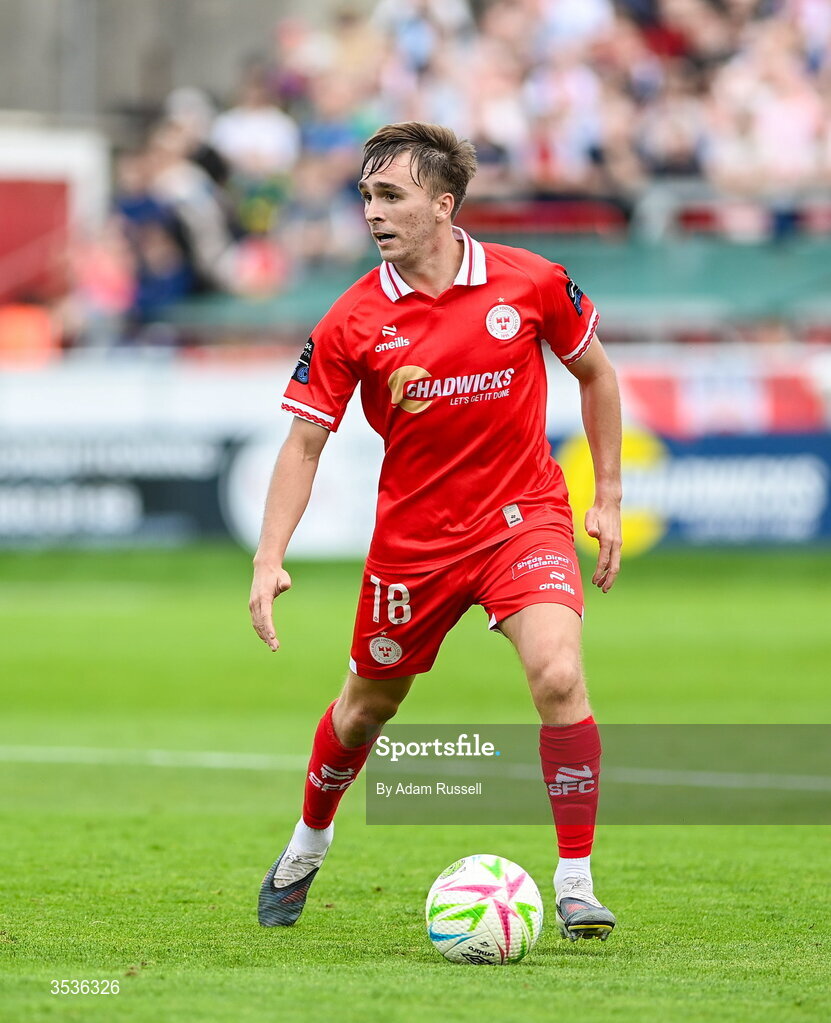 9 August 2026; James Norris of Shelbourne during the SSE Airtricity Men’s Premier Division match between Shelbourne and St Patrick's Athletic at Tolka Park in Dublin. Photo by Adam Russell/Sportsfile
