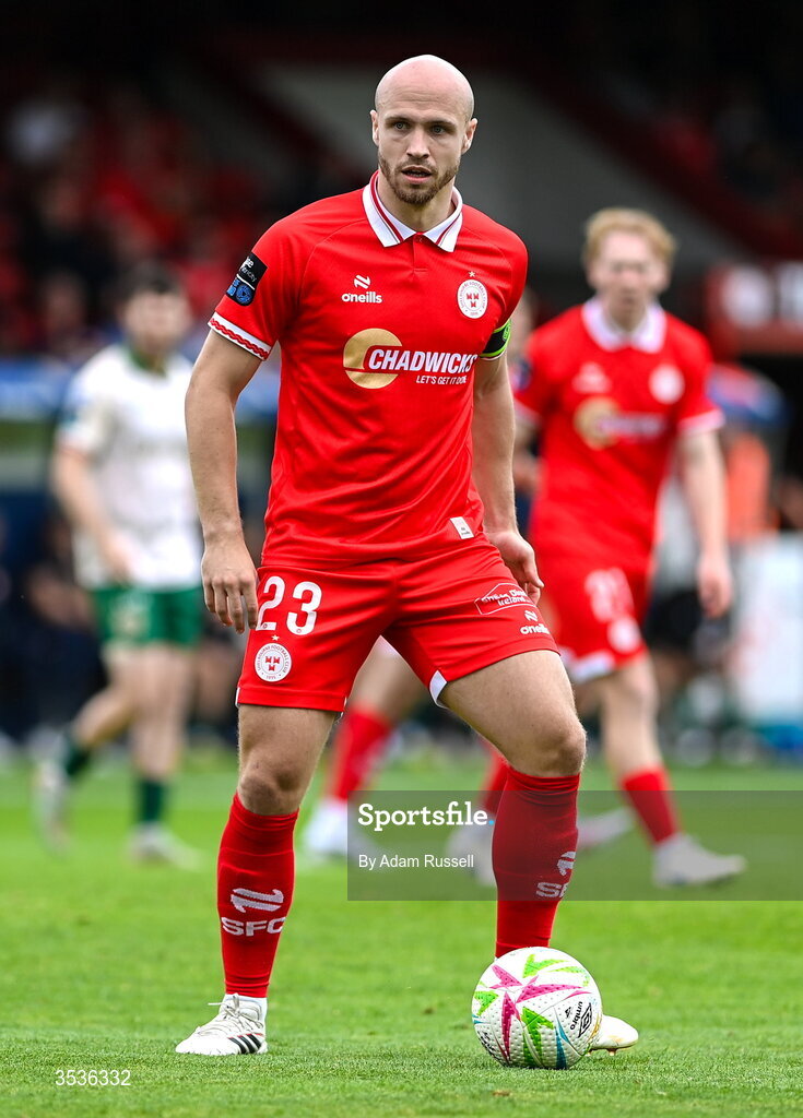 9 August 2026; Kerr McInroy of Shelbourne during the SSE Airtricity Men’s Premier Division match between Shelbourne and St Patrick's Athletic at Tolka Park in Dublin. Photo by Adam Russell/Sportsfile