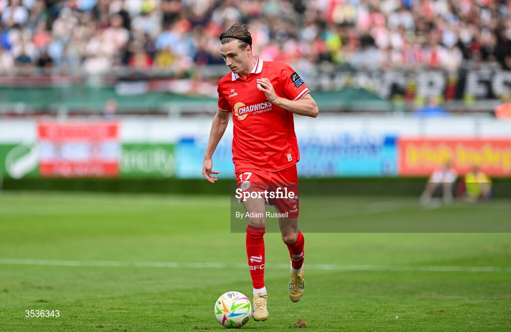 9 August 2026; Daniel Kelly of Shelbourne during the SSE Airtricity Men’s Premier Division match between Shelbourne and St Patrick's Athletic at Tolka Park in Dublin. Photo by Adam Russell/Sportsfile