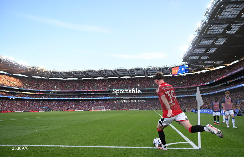 12 August 2026; Tyler Fletcher of Manchester United takes a corner kick during the pre-season friendly match between Manchester United and Leeds United at Croke Park in Dublin. Photo by Stephen McCarthy/Sportsfile