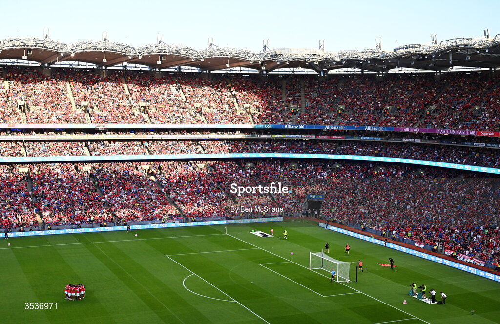 12 August 2026; A general view as Manchester United players huddle before the pre-season friendly match between Manchester United and Leeds United at Croke Park in Dublin. Photo by Ben McShane/Sportsfile