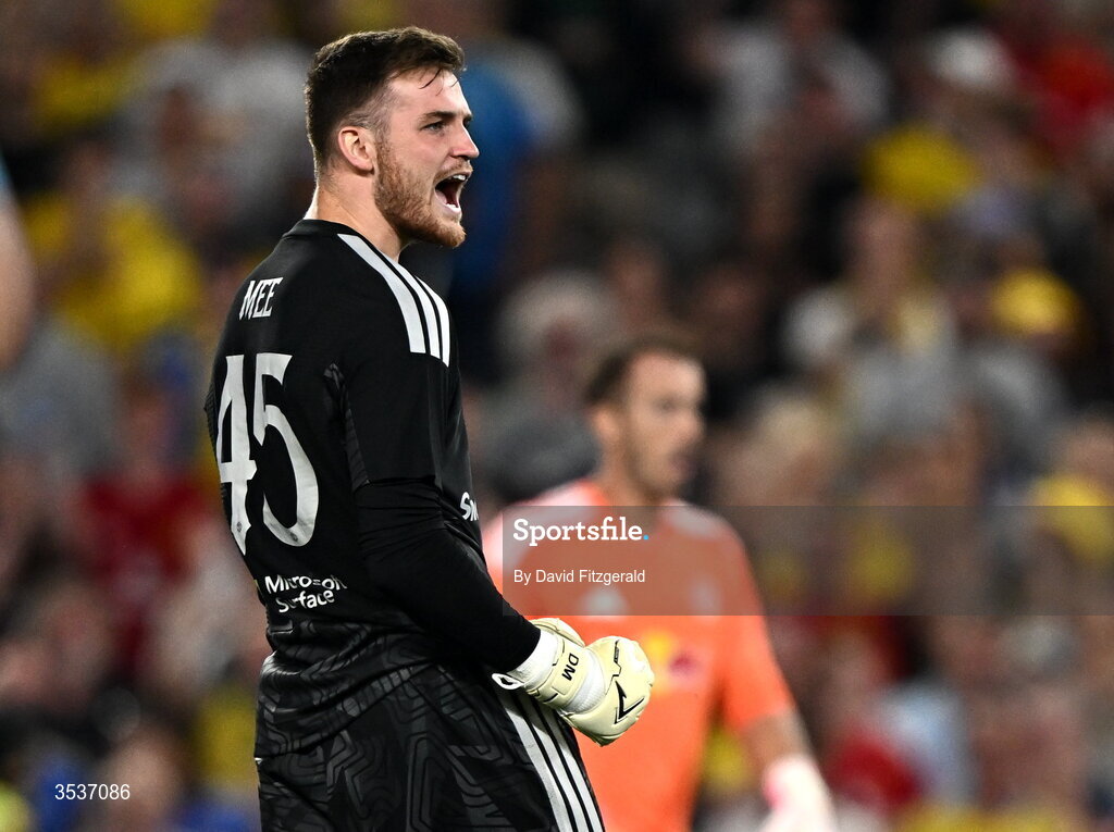 12 August 2026; Manchester United goalkeeper Dermot Mee celebrates a save in the penalty shoot-out during the pre-season friendly match between Manchester United and Leeds United at Croke Park in Dublin. Photo by David Fitzgerald/Sportsfile
