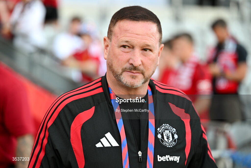12 August 2026; Manchester United assistant manager Steve Holland before the pre-season friendly match between Manchester United and Leeds United at Croke Park in Dublin. Photo by Stephen McCarthy/Sportsfile