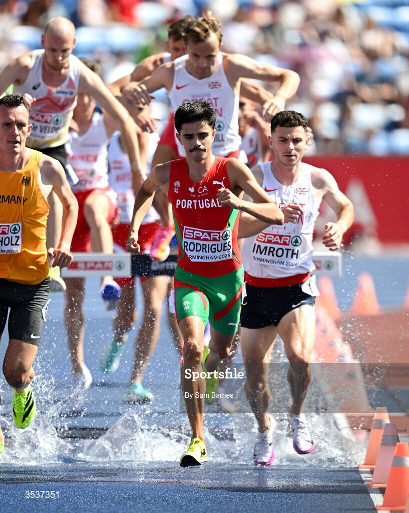 13 August 2026; Lourenço Rodrigues of Portugal competes in his men's 3000m steeplechase heat during day four of the European Athletics Championships 2026 at Alexander Stadium in Birmingham, England. Photo by Sam Barnes/Sportsfile