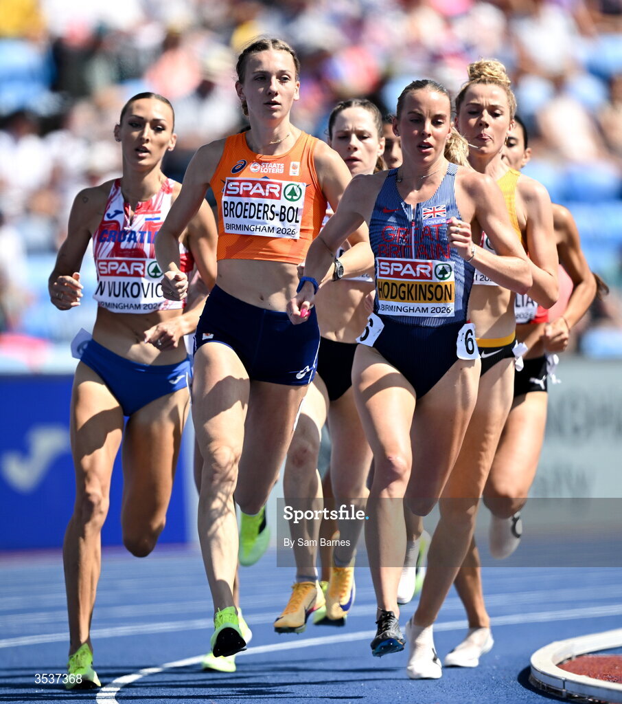 13 August; Keely Hodgkinson of Great Britain and Northern Ireland and Femke Broeders-Bol of Netherlands, second from left, competing in the women's 800m semi-final 2 during day four of the European Athletics Championships 2026 at Alexander Stadium in Birmingham, England. Photo by Sam Barnes/Sportsfile