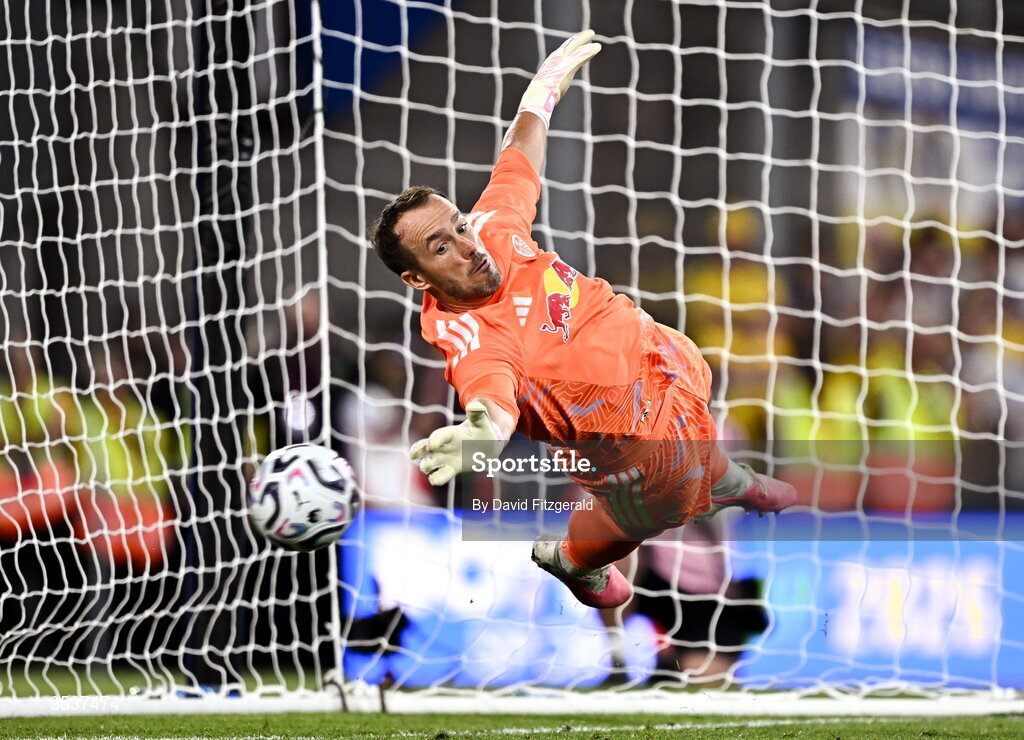 12 August 2026; Leeds United goalkeeper Alex Cairns during the pre-season friendly match between Manchester United and Leeds United at Croke Park in Dublin. Photo by David Fitzgerald/Sportsfile
