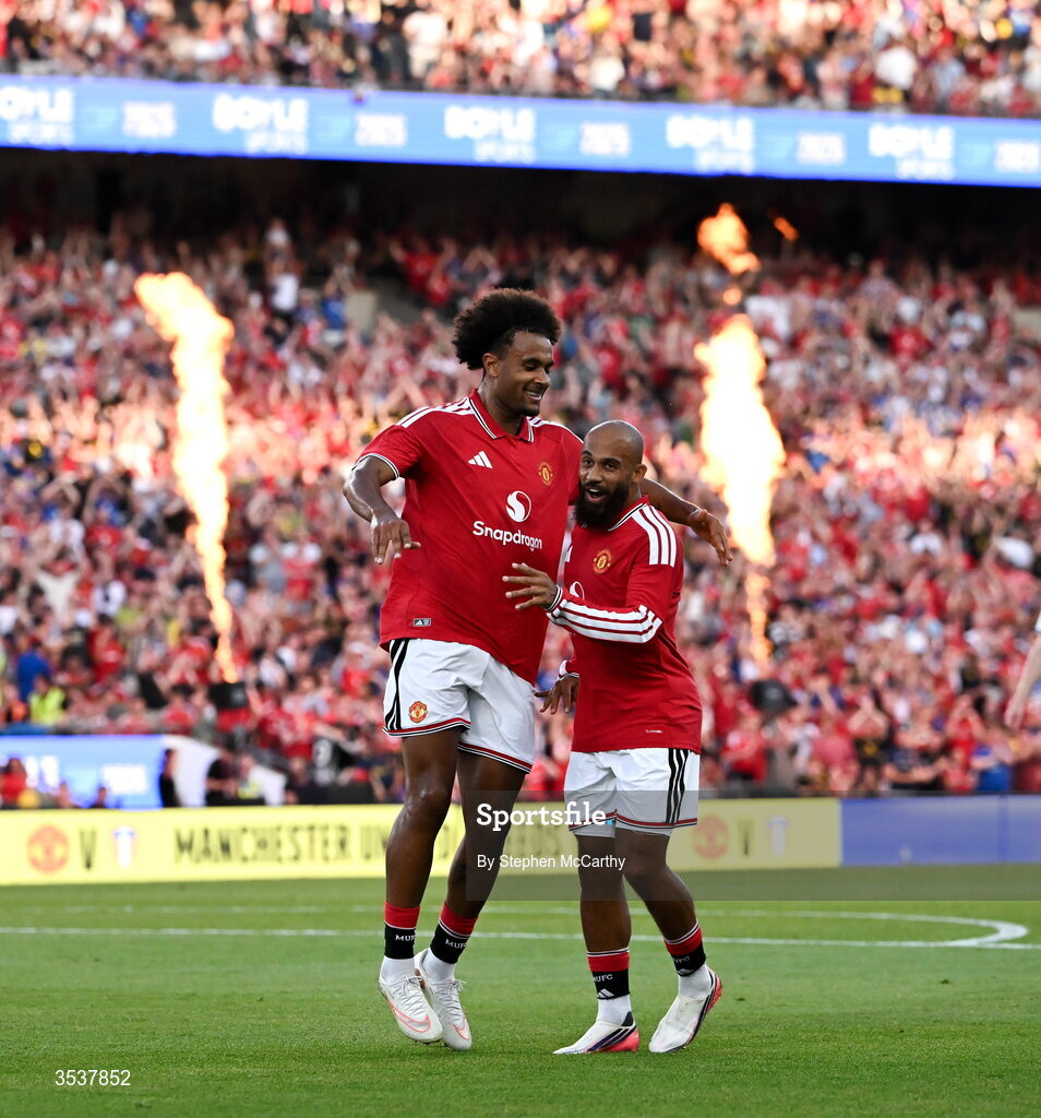 12 August 2026; Joshua Zirkzee of Manchester United celebrates with Bryan Mbeumo, right, after scoring his side's first goal during the pre-season friendly match between Manchester United and Leeds United at Croke Park in Dublin. Photo by Stephen McCarthy/Sportsfile