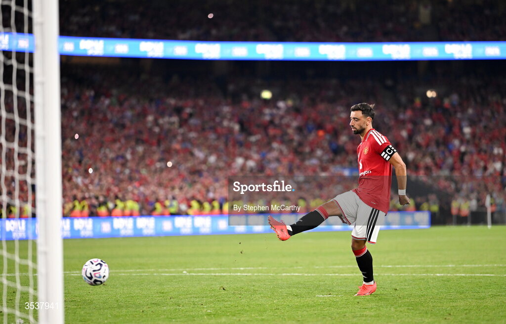 12 August 2026; Bruno Fernandes of Manchester United fails to convert his penalty in the penalty shootout at the end of the pre-season friendly match between Manchester United and Leeds United at Croke Park in Dublin. Photo by Stephen McCarthy/Sportsfile